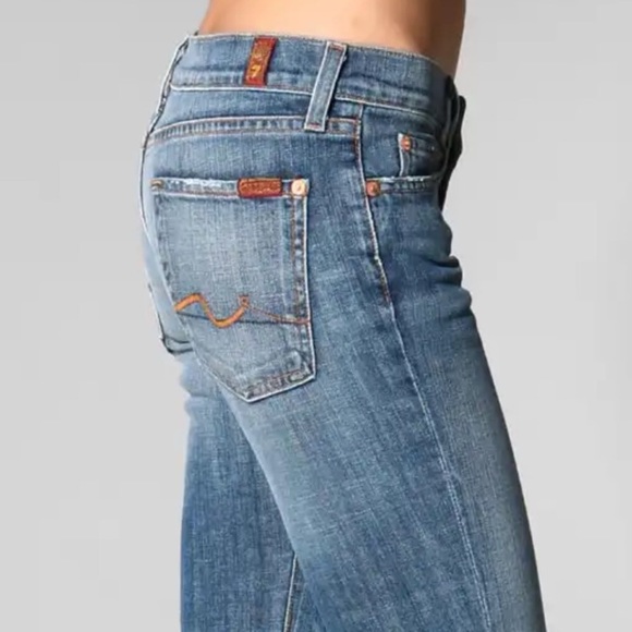 7 for all Mankind Jeans bootcut Light Wash Womens